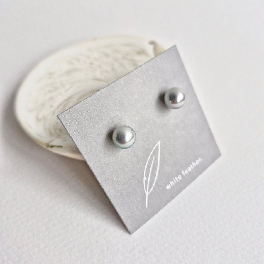 Akoya Pearl Earstuds #15 (Silver Grey/Blue Overtone) / 14k Gold-filled