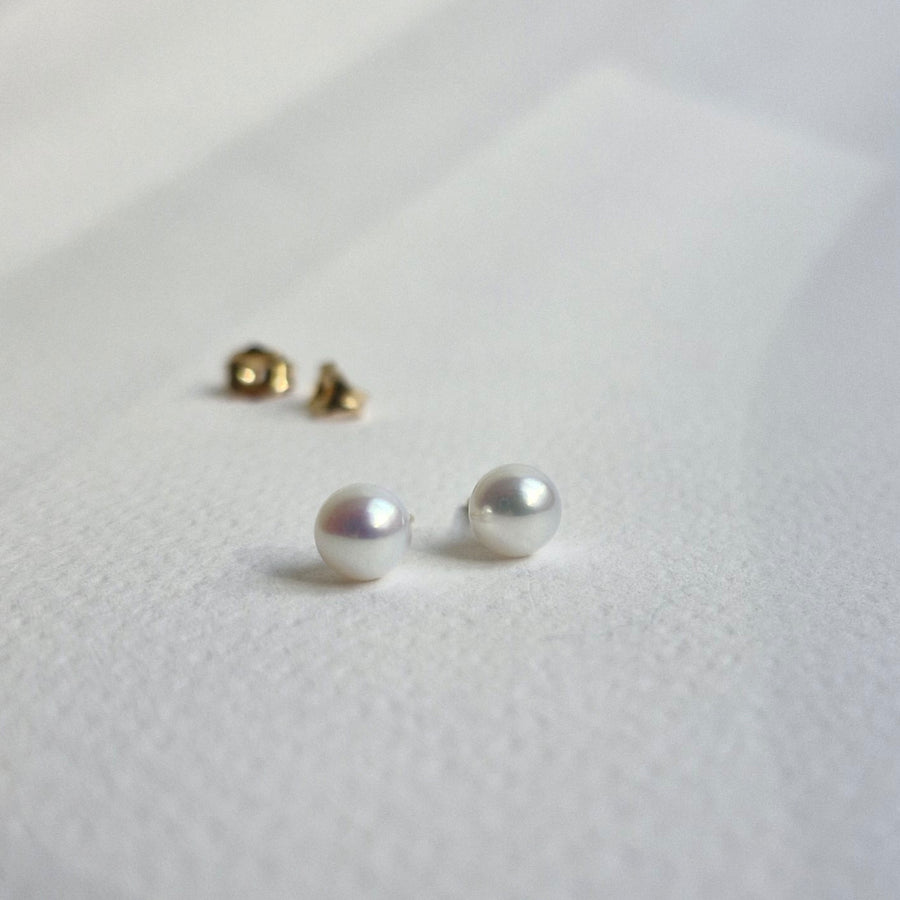 Freshwater Pearl Earstuds (5mm) / 14k Gold-filled