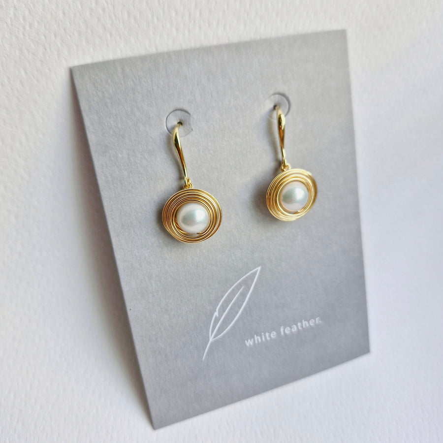 (SG60) Cyra Freshwater Pearl Earrings / 14k Gold-filled