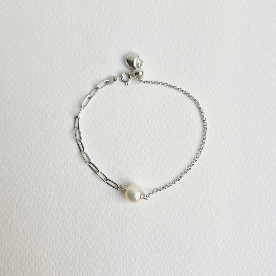 Kate Chain and Pearl Bracelet
