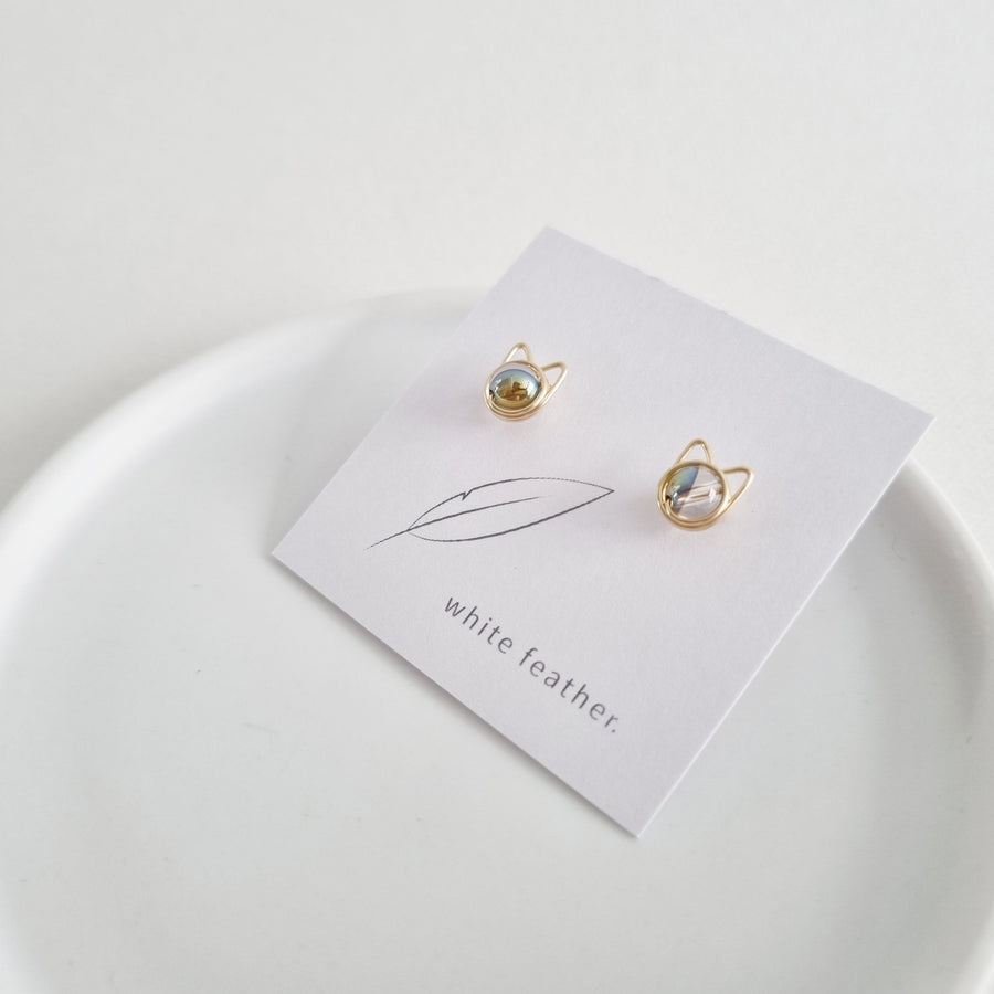 Miracle Meowstuds / Austrian Crystal | 14k Gold-filled