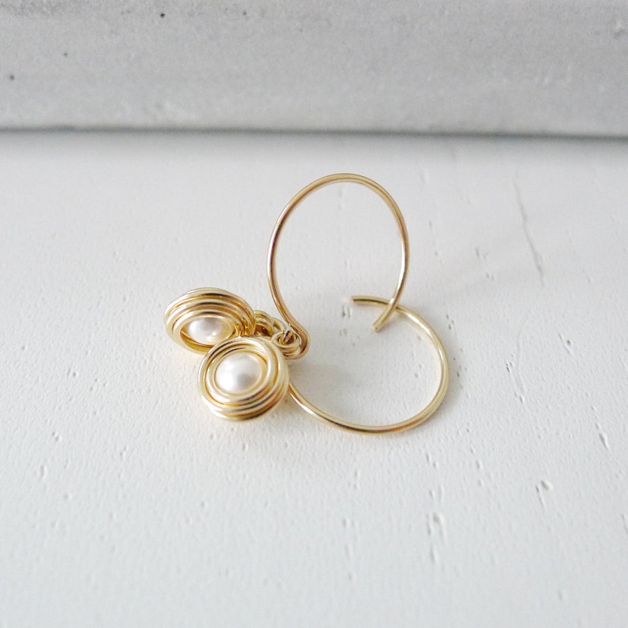 Branka Circle Earrings / Water Pearls